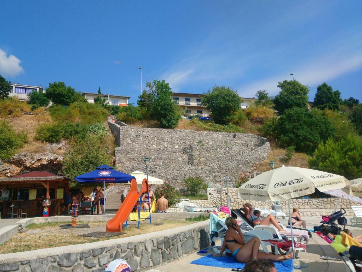 Apartment Denis Senj  Εξωτερικό φωτογραφία